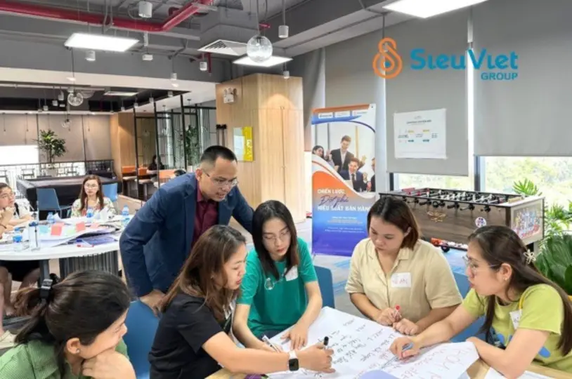 Buổi đào tạo của Đàm Thế Ngọc — SIEU VIET GROUP